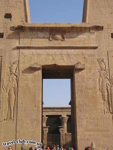  Египет  Достопримечательности  Круиз  по Нилу  Примерно так  себе  представлял эти храмы еще  до поезд