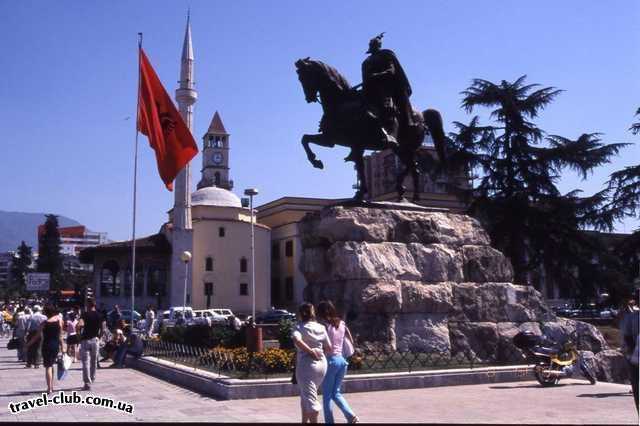  Албания  