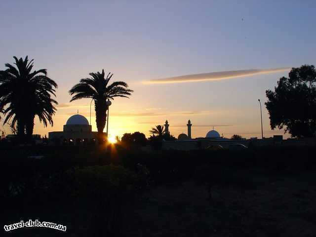  Тунис  Монастир. Закат.