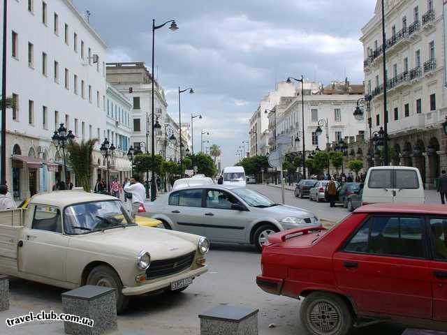  Тунис  Тунис. Центральная улица.