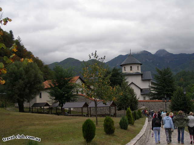  Черногория  Монастир Морача ХІІ-го сторіччя заспокоїть серце і душ