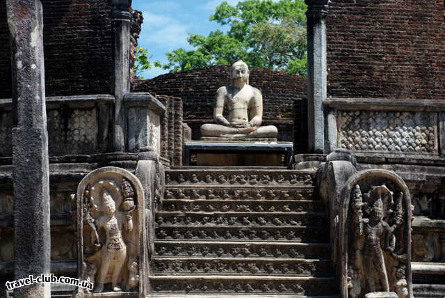  Шри-Ланка  ..Будда в г. Поланарува..
