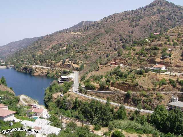  Кипр  Айа-Напа  Искусственное водохранилище в горах - запас питьевой в