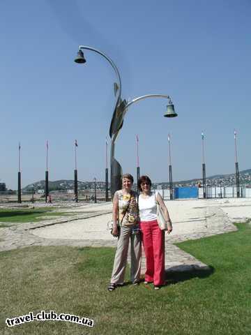  Венгрия  Будапешт  Argo  Памятник в честь присоединения Венгрии к ЕС