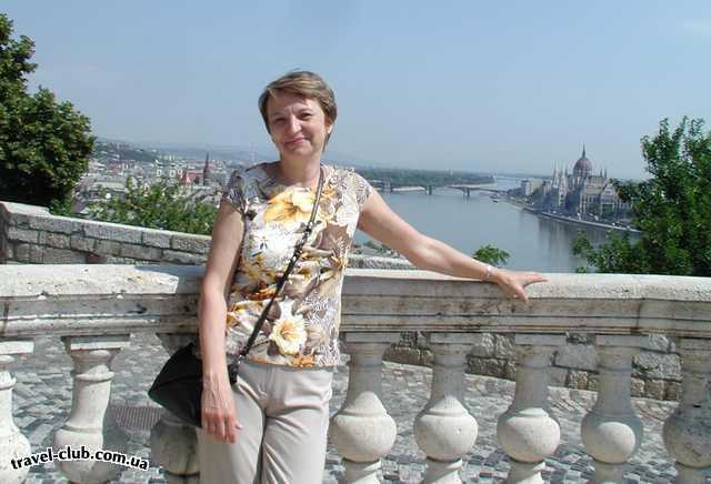  Венгрия  Будапешт  Argo  Вид на о.Маргит и Парламент со смотровой площадки Коро