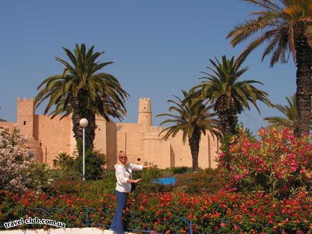  Тунис  Сусс  Это старая часть в Монастире, там мне понравилось, боль