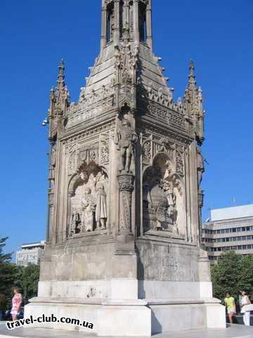  Испания  Пьедистал  памятника Колумбу