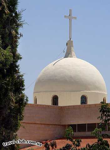  Израиль  Церковь, похожая на мечеть