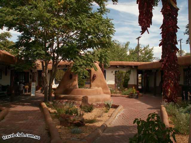  США  New Mexico  Альбукерк  Альбукерк, Old Town, сувенирные магазинчики