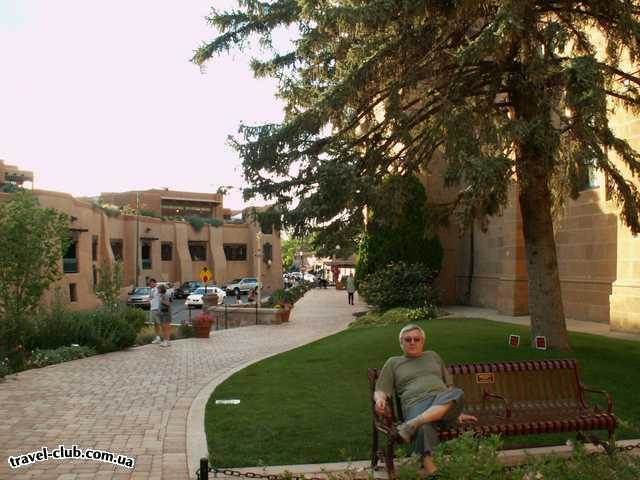  США  New Mexico  Альбукерк  Санта Фе. На улицах Old Town