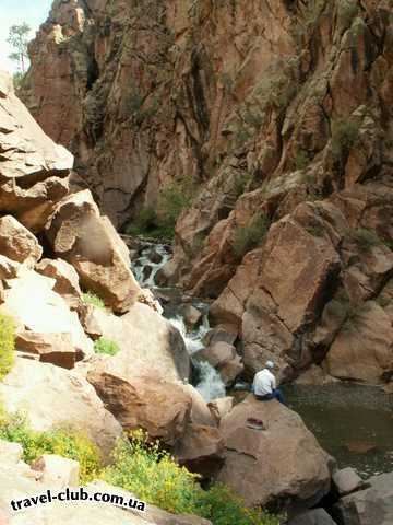  США  New Mexico  Jemez. Смотровая площадка Soda Dam. Место для рыбалки.