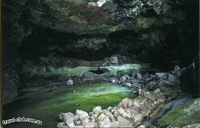  США  New Mexico  Национальный парк El Malpais. Ace Cave.