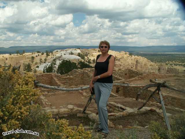  США  New Mexico  Национальный парк El Morro - развалины индейских поселени