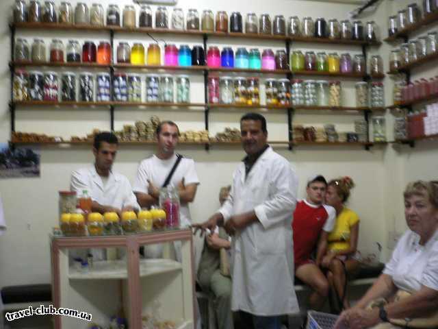  Марокко  Agadir Beach club  В берберской "аптеке"