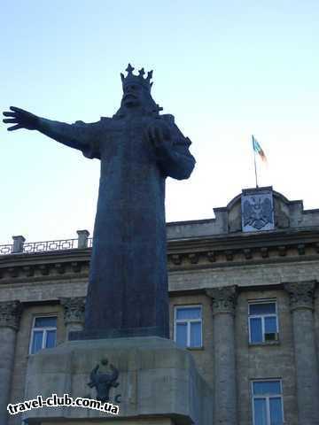  Молдавия  Бельцы (БЭЛЦ) Король Штефан  на центральной площади