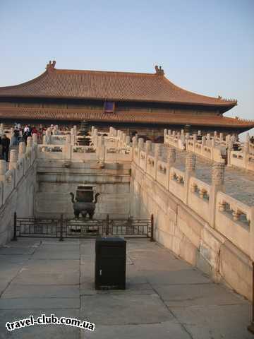 Китай  Пекин, зимний дворец императора, основной подъем