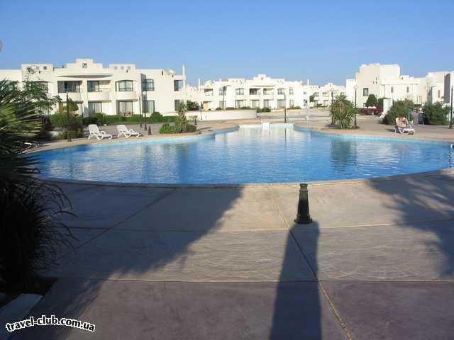  Египет  Шарм Эль Шейх  Royal Rojana Resort 5*  Бассейн!Вода в нём ледяная!