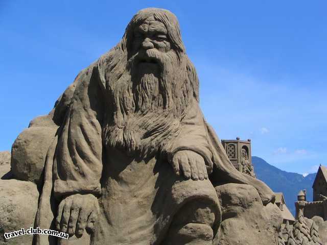  Канада  Статуи из песка