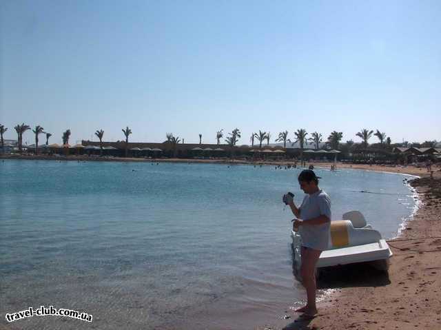  Египет  Хургада  Regina style 4*  вид на пляж со стороны стоянки катеров