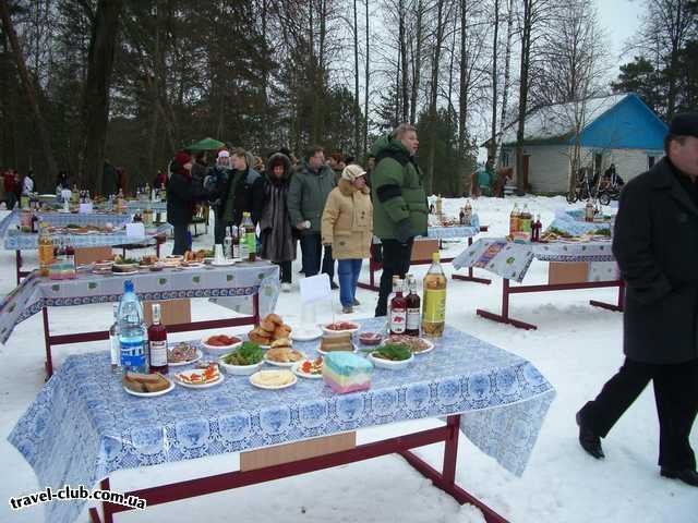  Россия  Смоленск  На следующий день отходнячек лечили шашлыками и водоч