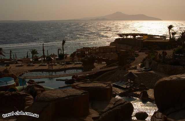  Египет  Шарм Эль Шейх  Calimera hauza beach resort 4*  Вид из аквапарка на остров Тиран