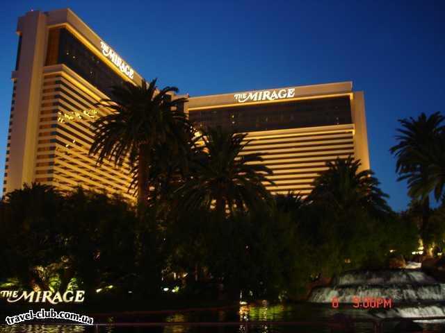  США  Лас-Вегас  Hotel the Mirage  Вид на отель Мираж
