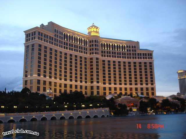  США  Лас-Вегас  Hotel the Mirage  отель Bellagio - это один из самых шикарных и дорогих отеле