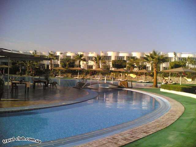  Египет  Шарм Эль Шейх  Sharm reef 4*  бассейн