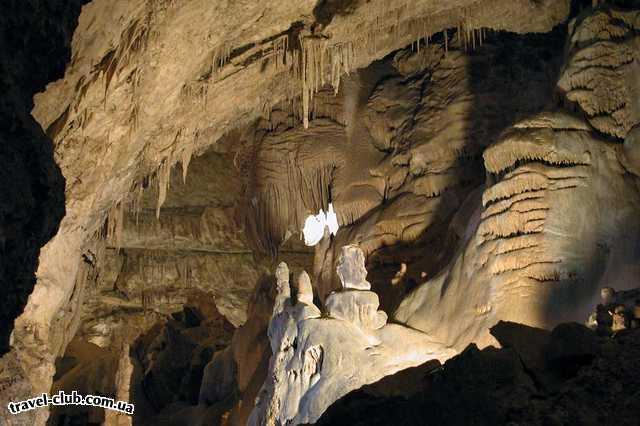  Абхазия  Новоафонская пещера