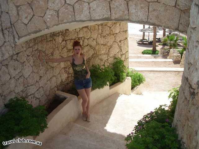  Египет  Шарм Эль Шейх  Hauza Beach Resort 4+ (Ex. Calimera)  Спуск на пляж...