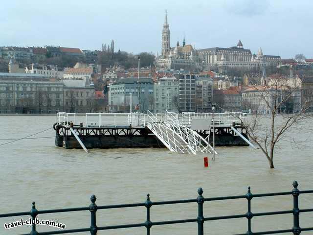  Венгрия  Будапешт  Напротив Рыбацкого бастиона
