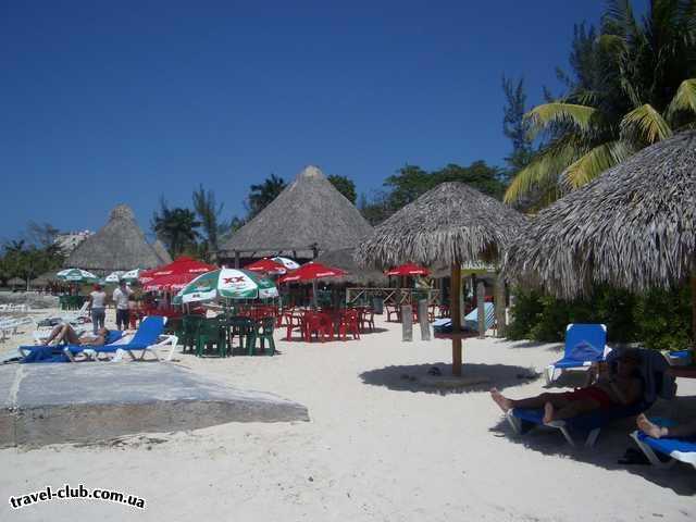  Мексика  Прекрасный пляж Playa Azur.Взяв в порту велики по 5$/день за 