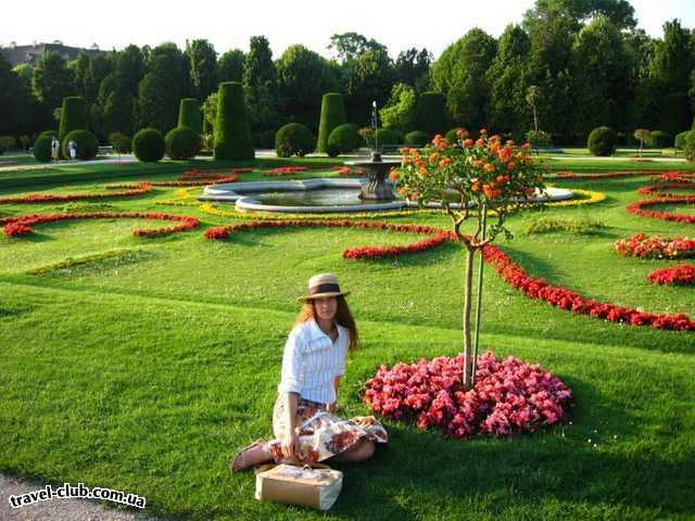  Австрия  Вена  Шёнбрунн, живопсный сад около Дома пальм
