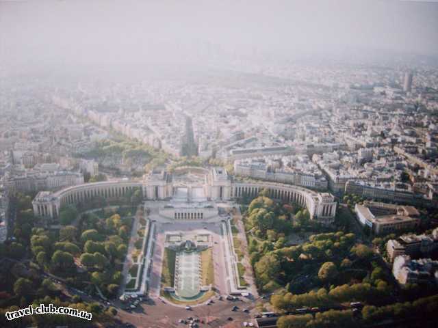  Франция  Париж  Вид на дворец Шайо и пл. Трокадеро с высоты 274 м. 3-го уро
