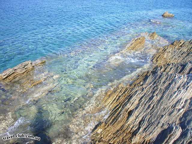  Греция  Халкидики  Poseidon 4* ( Sitonia )  Так вот что такое "острые скалы" с которых пели коварны