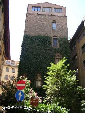  Италия  Флоренция, один из многих удивит.домов