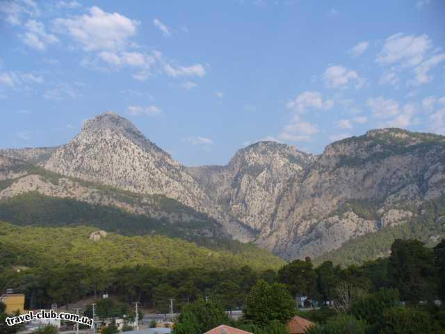 Турция  Кемер  Belle Vue 3*  Вид из номера на горы (днём)