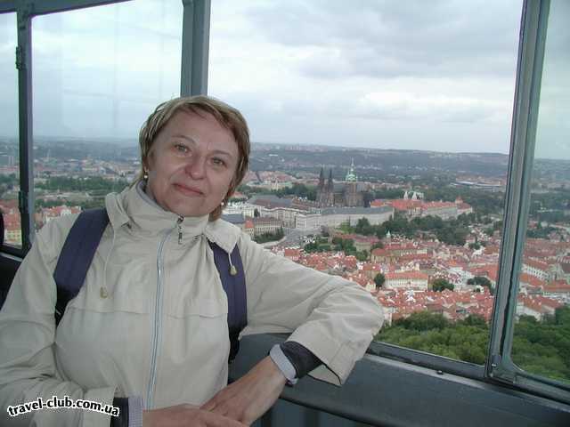  Чехия  Прага  Орлик  Вид на Прагу с башни. Ну и ветрина же там! Приходилось п