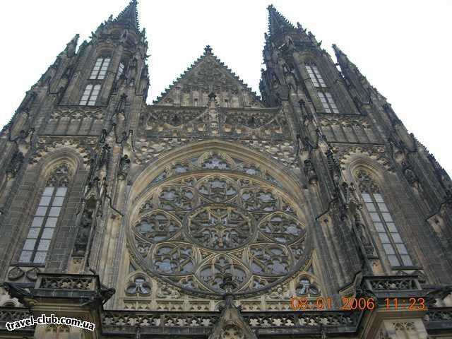  Чехия  Прага  TOP HOTEL****  этот собор один из  самых красивых в мире...даже собор П