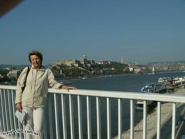  Венгрия  Будапешт  Rege  Будапешт. Вид на Королевский дворец с моста Эржебет.