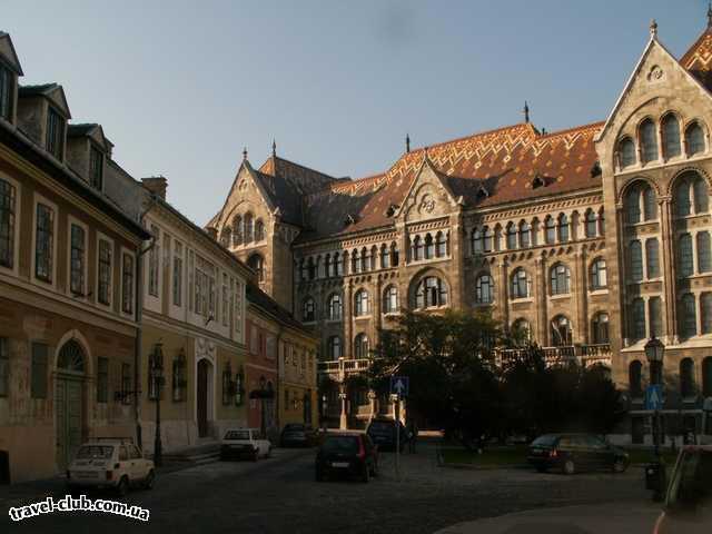 Венгрия  Будапешт  Rege  Площадь Бечи капу в Крепости и здание Архива.