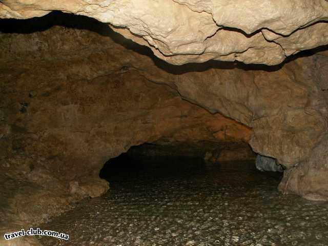  Венгрия  Будапешт  Rege  Топольце. В пещерах под городом. Глубина воды здесь - 3м,