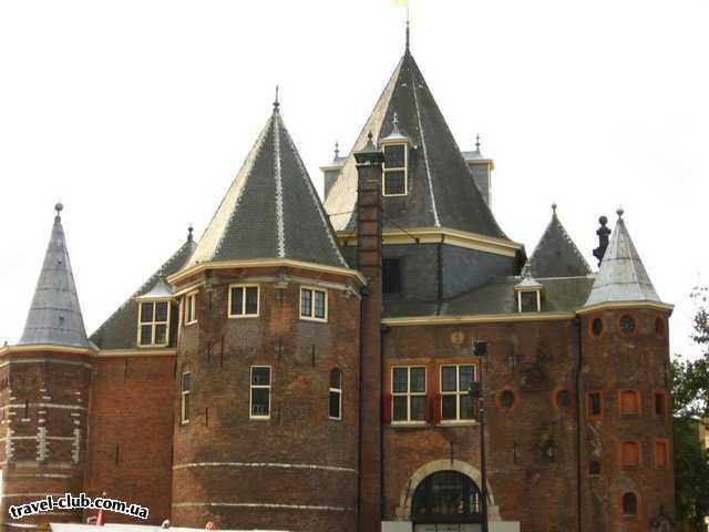  Голландия  Амстердам  Палата мер и весов (Ваахайс). В средние века это были во
