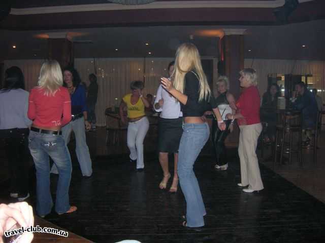  Египет  Хургада  Regina style 4*  танцы в баре