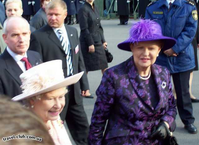  Латвия  Рига  Английская королева ЕлизоветаII и президент Латвии при