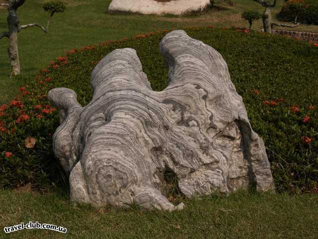  Таиланд  Паттайя  Один из миллионолетних камней