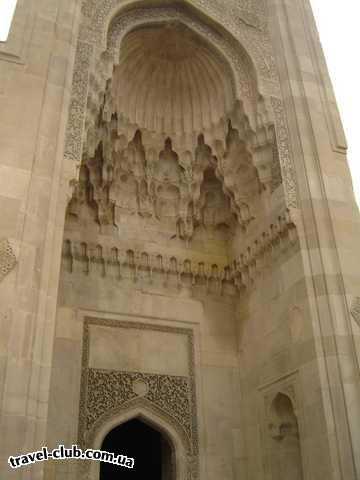  Азербайджан  Баку  портал у входа в мечеть во дворце Ширваншахов
