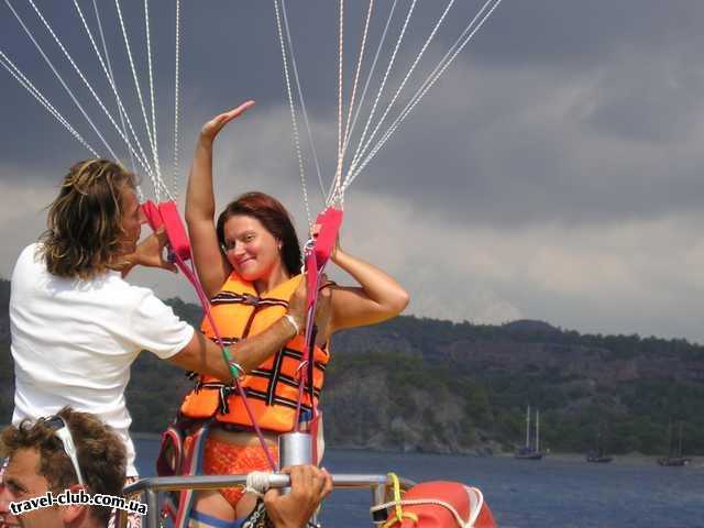  Турция  Кемер  Joy arma resort 4*  Тоже парашют, только уже в другом исполнении...