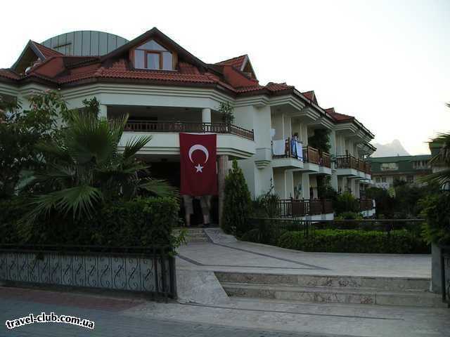  Турция  Кемер  Rose resort 3*  На выезде из Кемера в сторону антальи , через дорогу