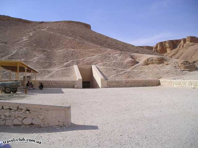  Египет  Достопримечательности  Карнакский храм (Луксор)  Гробница, помойму тутанхамона